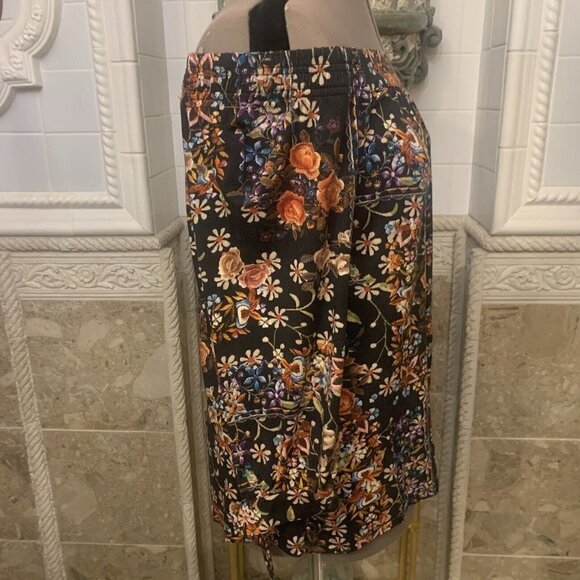 Daniel Rainn.  Size L.  Rayon/spandex. Stretch Jersey.  Tie.  Off Shoulder.  B52 - Picture 3 of 6